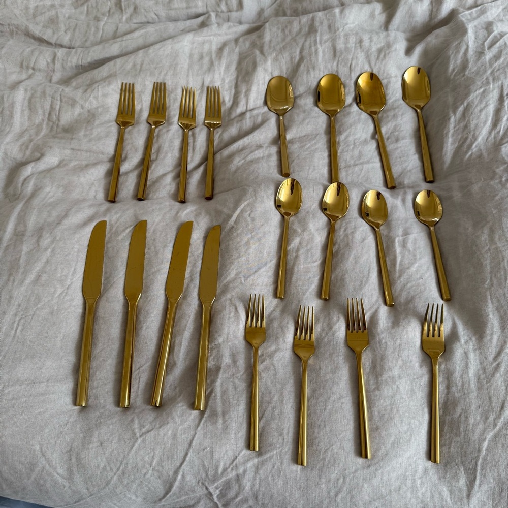 Gold finish flatware set